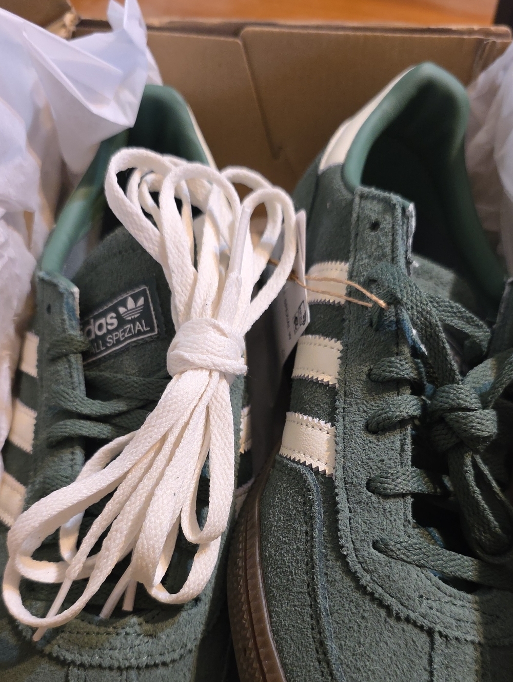Womens Size 9-adidas Handball Spezial Suede Sneakers in Forest Green and White - Picture 12 of 12